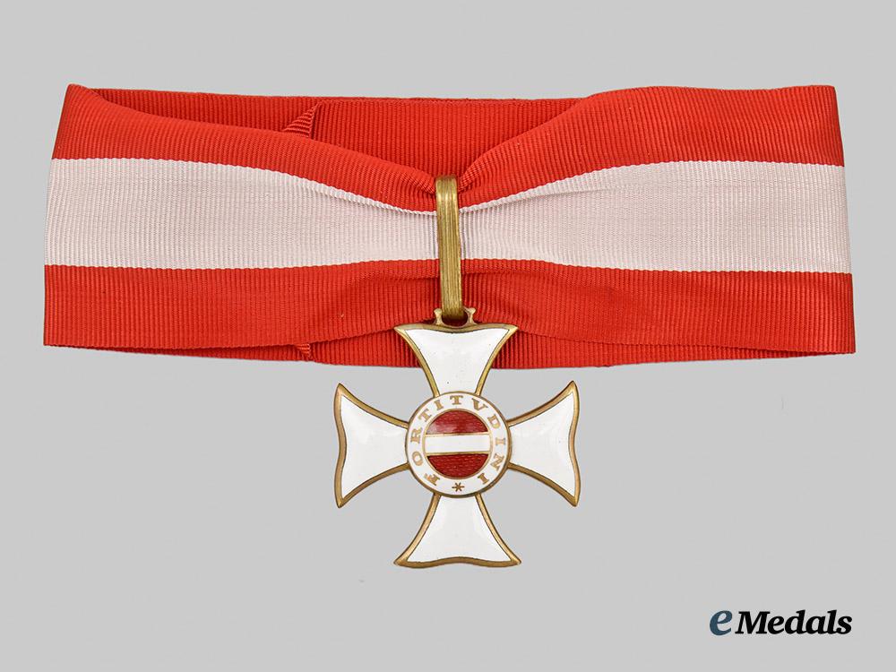 austria,_imperial._a_military_order_of_maria_theresa,_commander’s_cross,_collector’s_example_c.1970___m_n_c3243