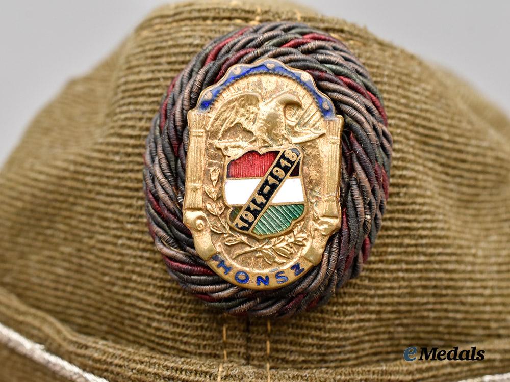hungary,_kingdom._a_national_association_of_war_disabled,_war_widows_and_war_orphans_official’s_cap,_by_faragó___m_n_c3286