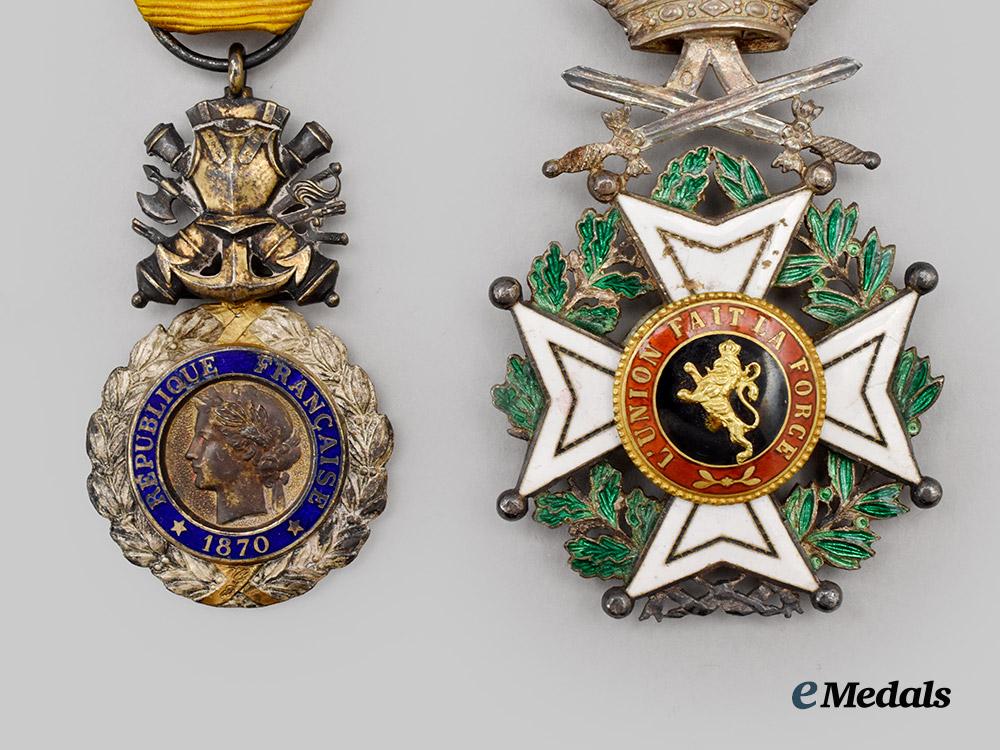 belgium,_kingdom._a_lot_of_four_medals_including_spanish,_belgian_and_french_decorations___m_n_c3340