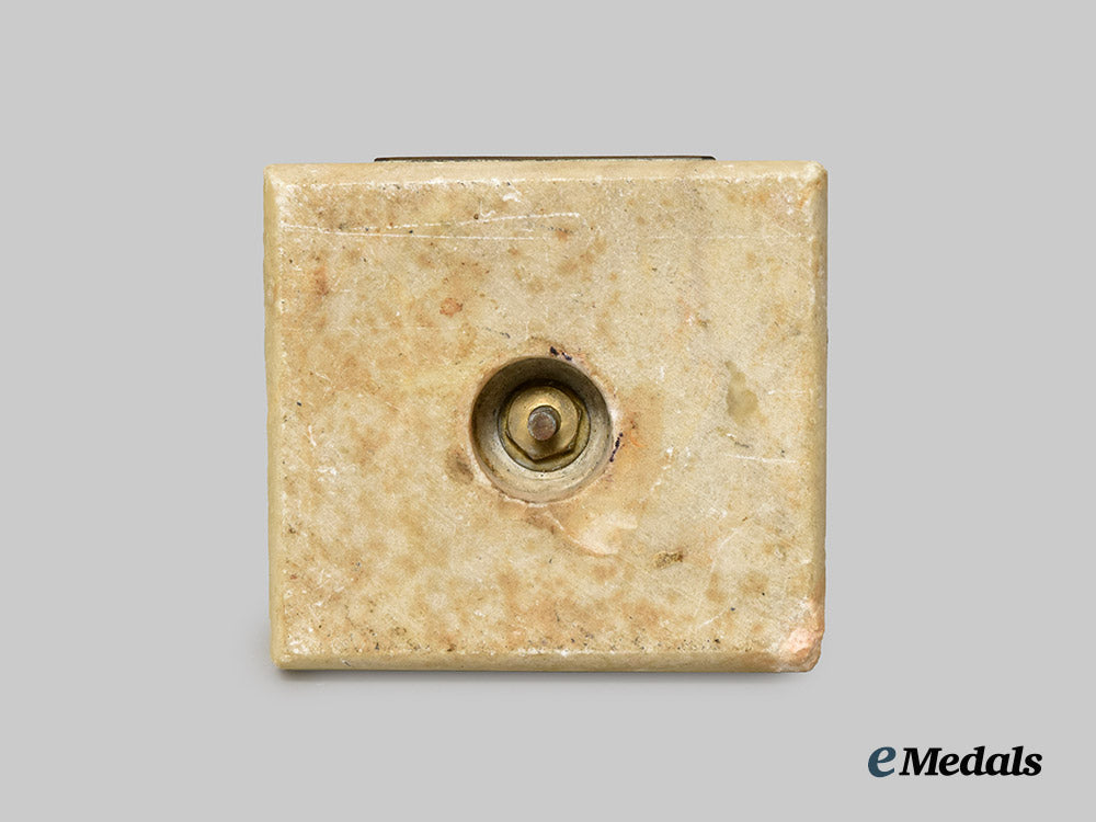 germany,_n_s_k_k._a1939_commemorative_desk_ornament_to_obersturmführer_kauz___m_n_c3343