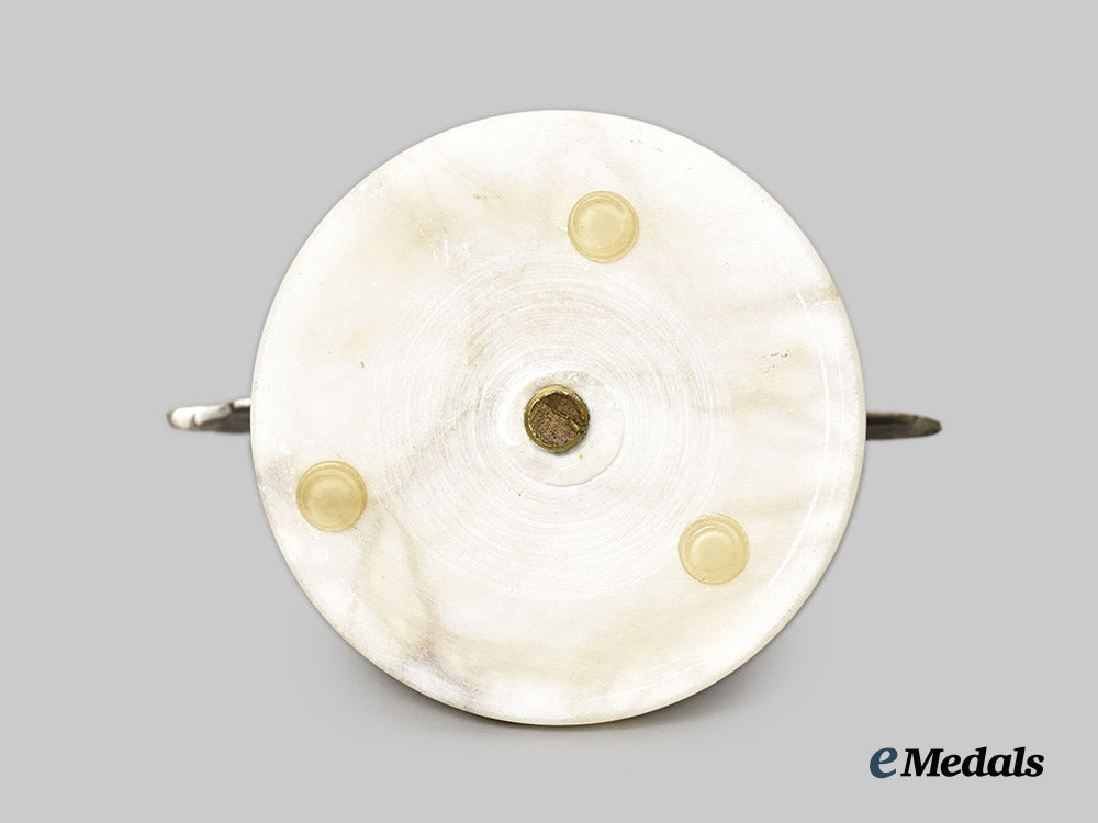 germany,_third_reich._a_patriotic_desk_ornament___m_n_c3351