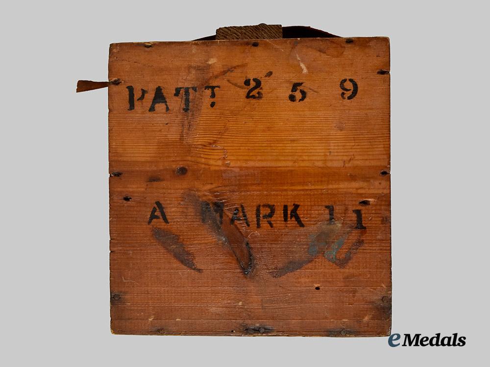 united_kingdom._an_r._f._c._pilot's_compass_m_k_i_i,259_pattern,_c.1915___m_n_c3383