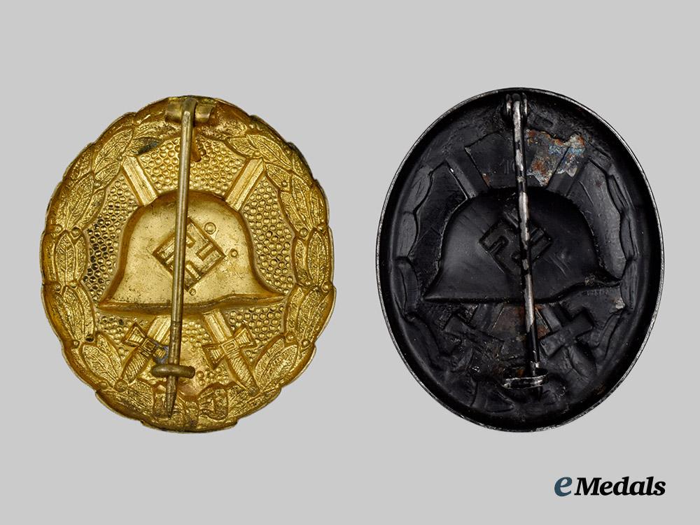 germany,_wehrmacht._a_pair_of_wound_badges___m_n_c3396