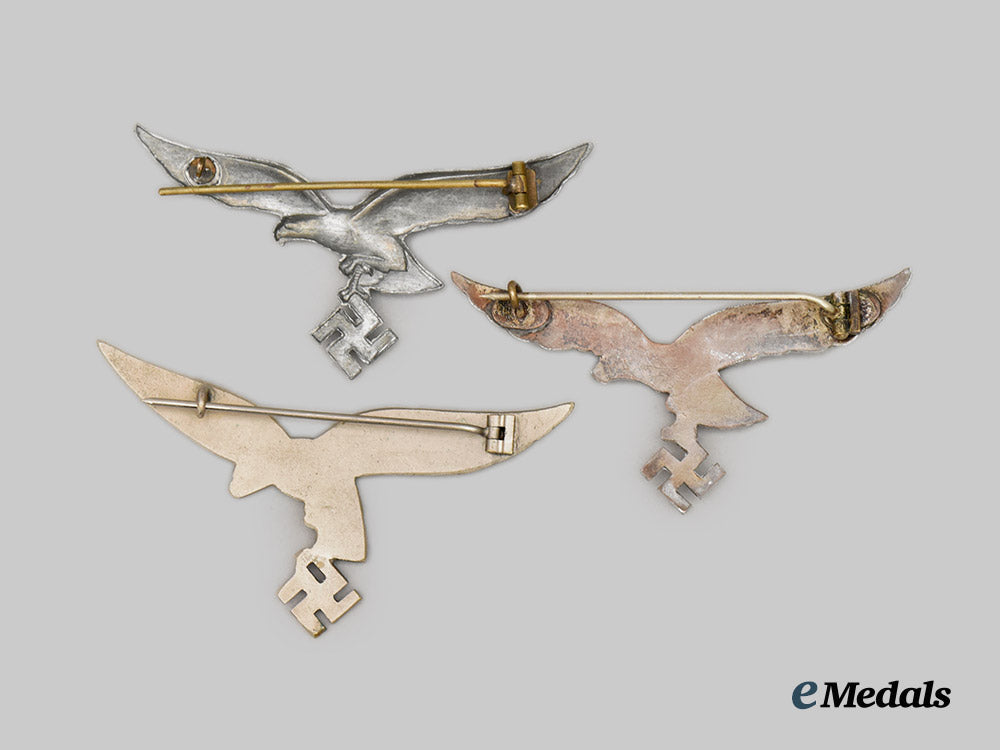 germany,_luftwaffe._a_mixed_lot_of_officer_ranks_summer_uniform_breast_eagles___m_n_c3420