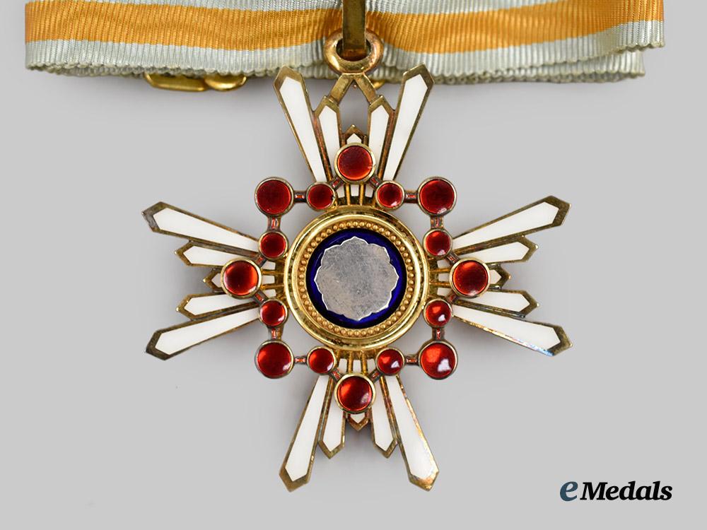 japan,_empire._an_order_of_the_sacred_treasure,_i_i_i_class_with_case___m_n_c3441