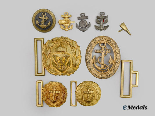 germany,_imperial;_germany,_kriegsmarine._a_mixed_lot_of_belt_buckles_and_insignia___m_n_c3517