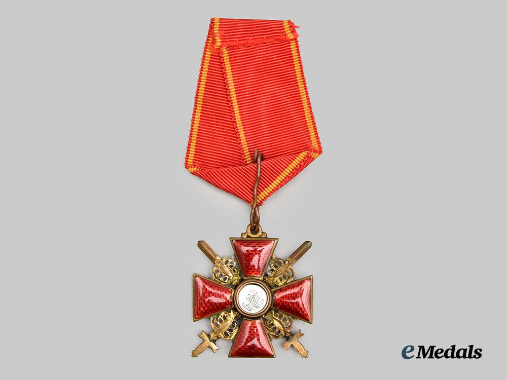 russia,_imperial._an_order_of_st._anne,_i_i_i_class_with_swords,_by_dimitry_osipov,_c.1917___m_n_c3574