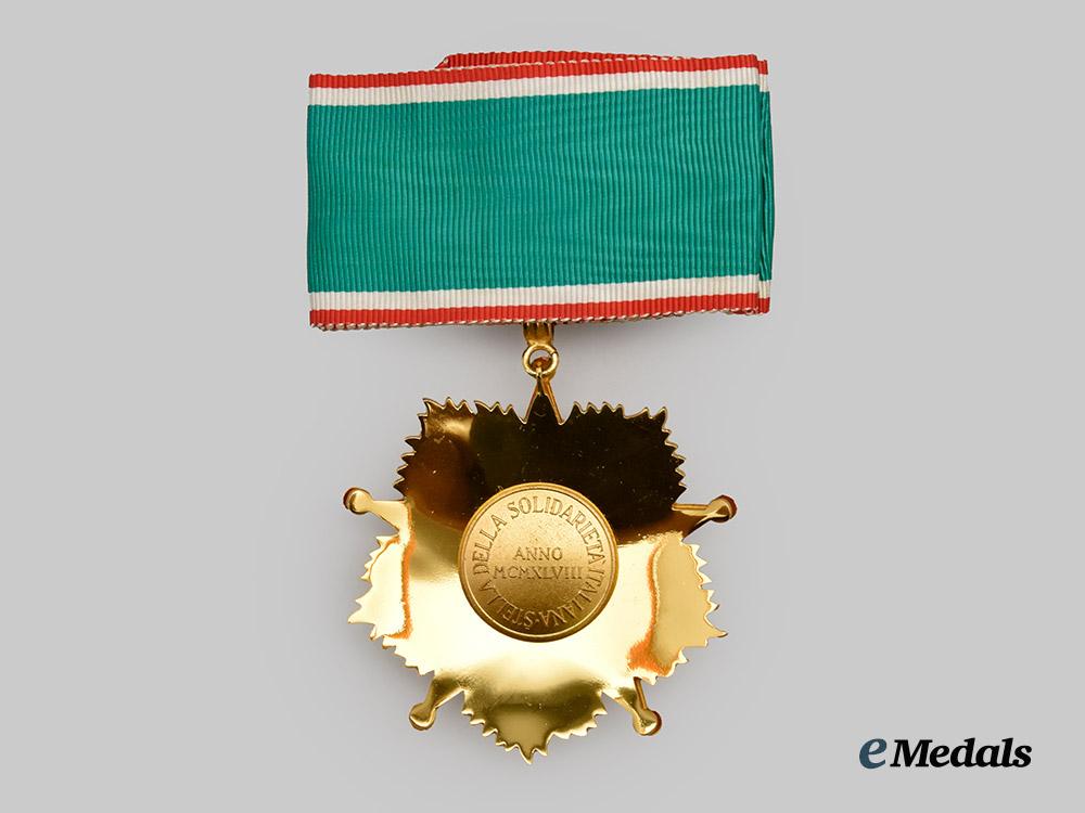 italy,_republic._an_order_of_the_star_of_italian_solidarity,_i_i_class___m_n_c3599