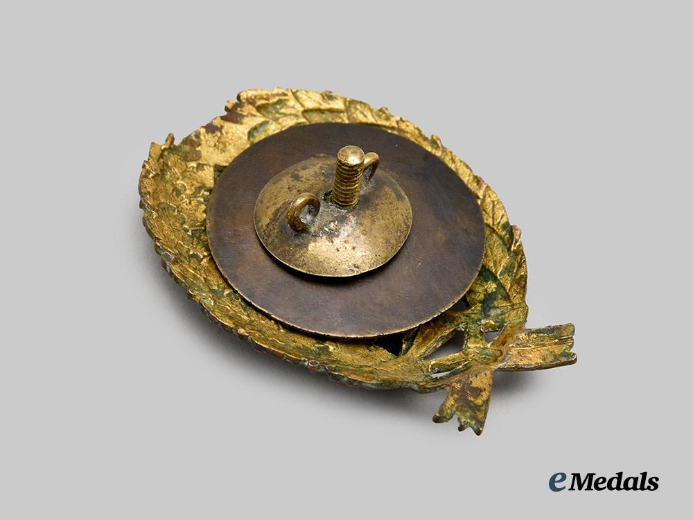 russia,_imperial._a_badge_for_service_in_the_suite_of_tsar_alexander_i_i_i___m_n_c3605