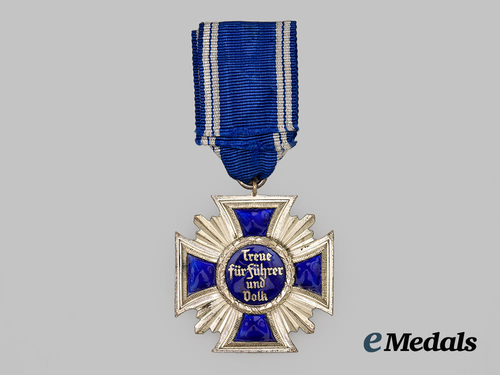 germany,_n_s_d_a_p._a_long_service_award,_i_i_class_for15_years___m_n_c3652