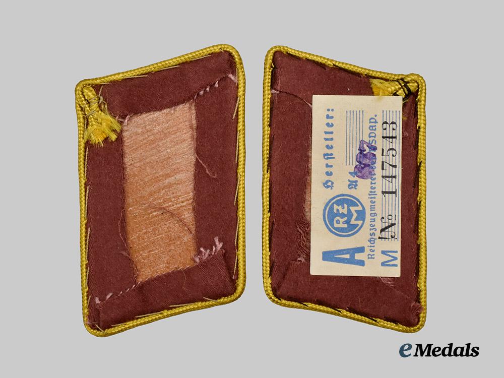 germany,_n_s_d_a_p._a_mint_set_of_anwärter_collar_tabs,_by_walther_mulke___m_n_c3677