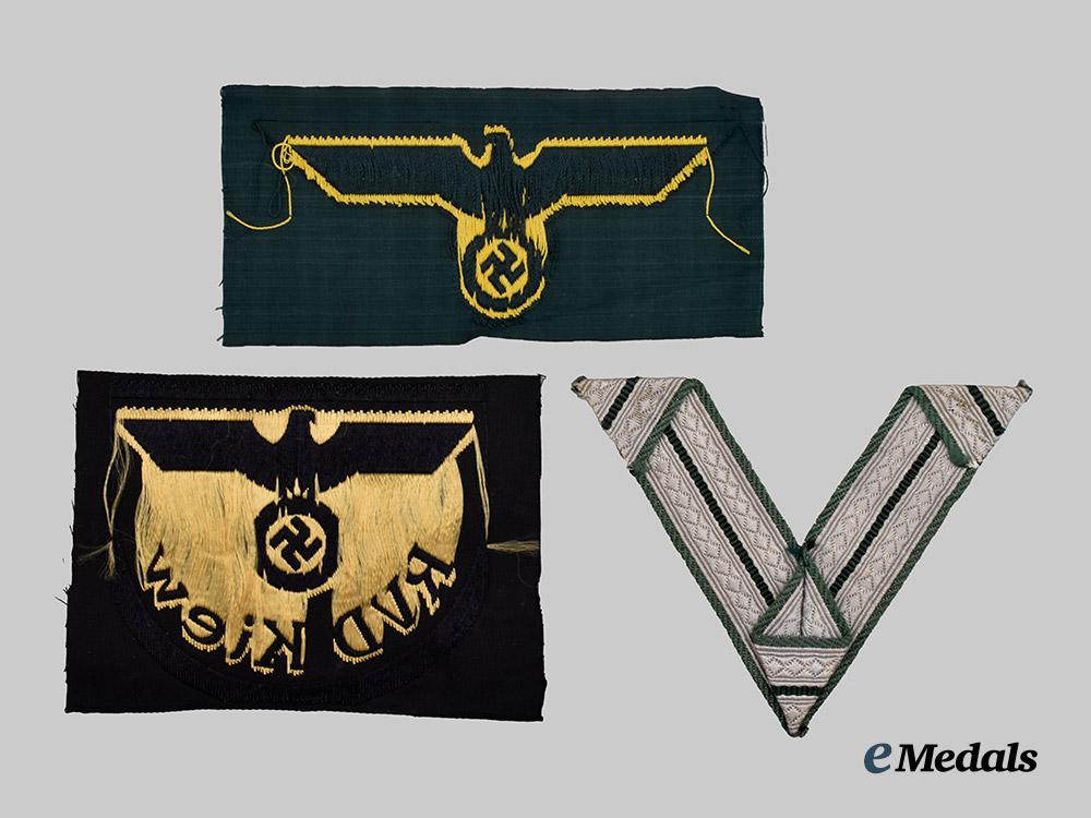germany,_wehrmacht._a_mixed_lot_of_uniform_insignia___m_n_c3685