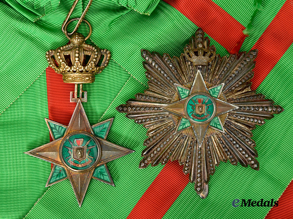 burundi,_kingdom._a_royal_order_of_ruzinko,_grand_cross_set___m_n_c3704