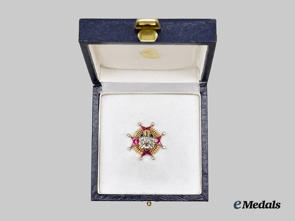 spain,_fascist_state._an_order_of_cisneros,_miniature_breast_star_in_gold_and_diamonds___m_n_c3773
