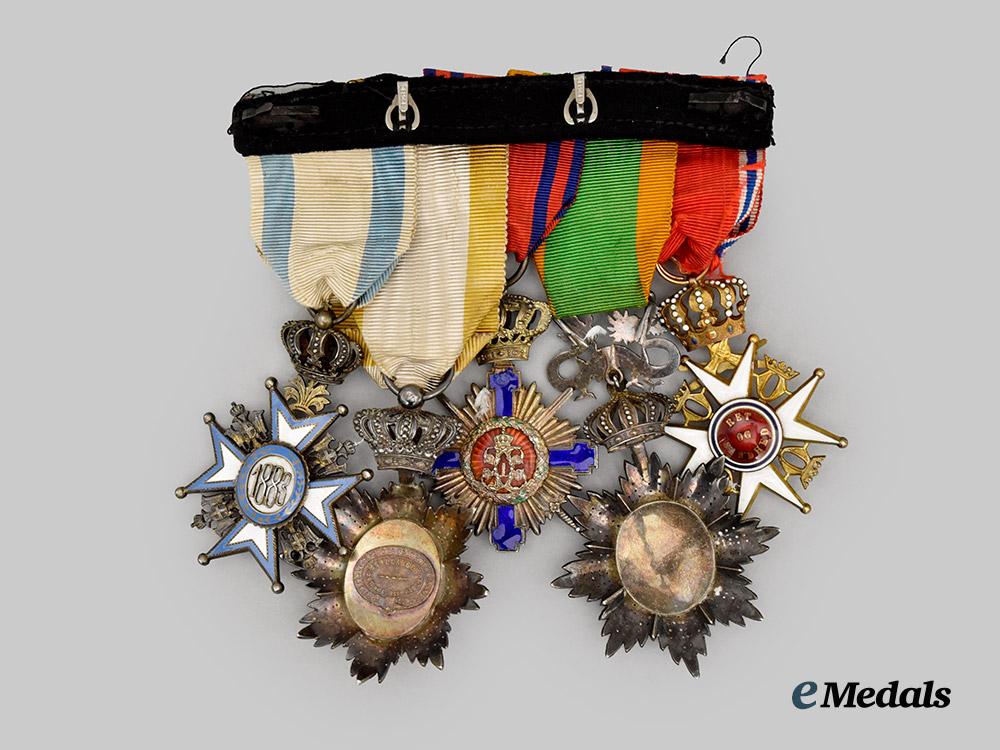 international._an_unusual_medal_bar_with_five_international_awards___m_n_c3774