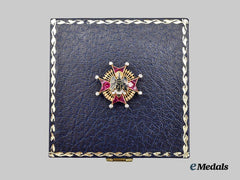 Spain, Fascist State. An Order of Cisneros, Miniature Breast Star in Gold and Diamonds