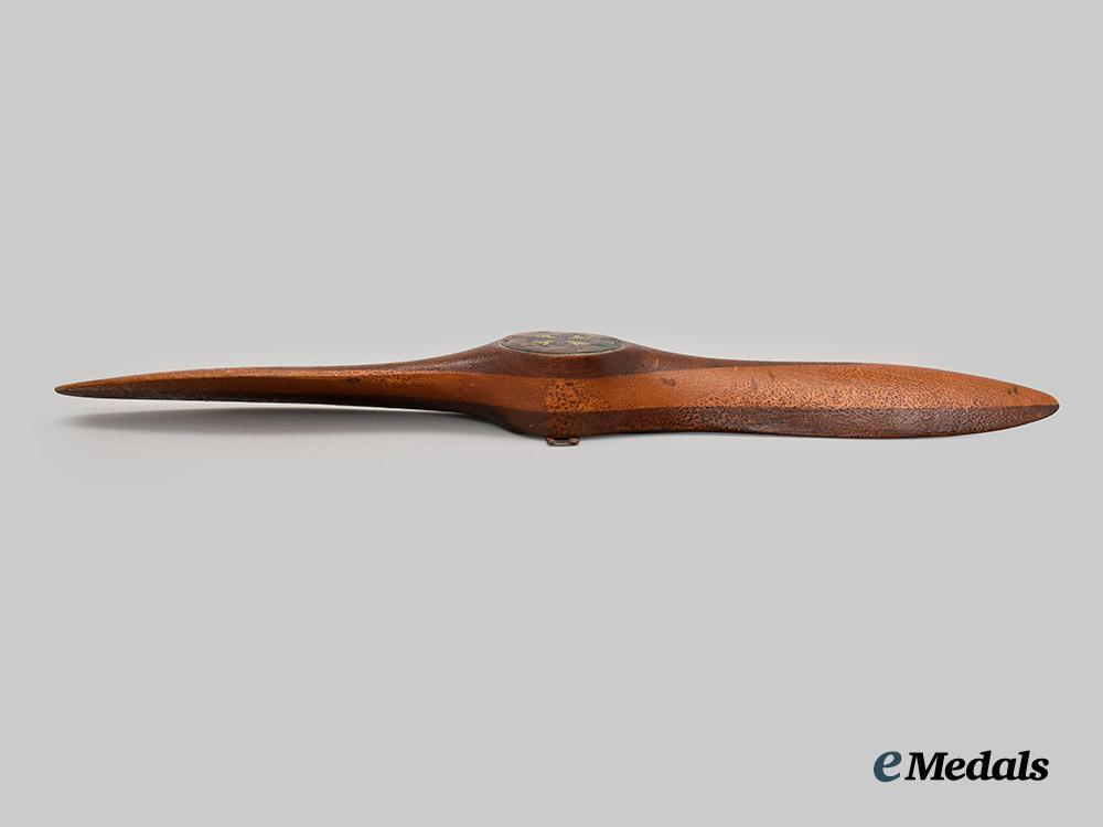 germany,_imperial._a1917_tribute_propeller_gifted_to_alfred_keller_for_receipt_of_the_pour_le_mérite___m_n_c3884