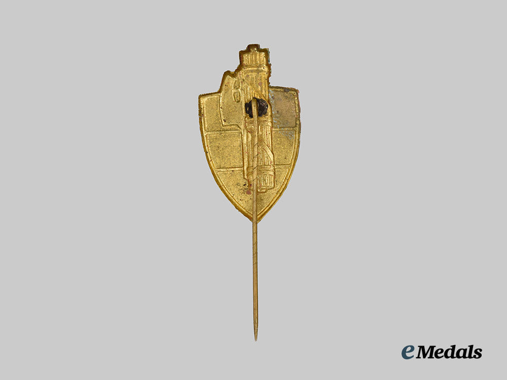 czechoslovakia,_republic._a_lot_of_fascist_propaganda_and_pins___m_n_c3946