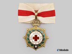 Spain, Kingdom. A Spanish Order Of The Red Cross, Alfonso XIII period, Gold Medal