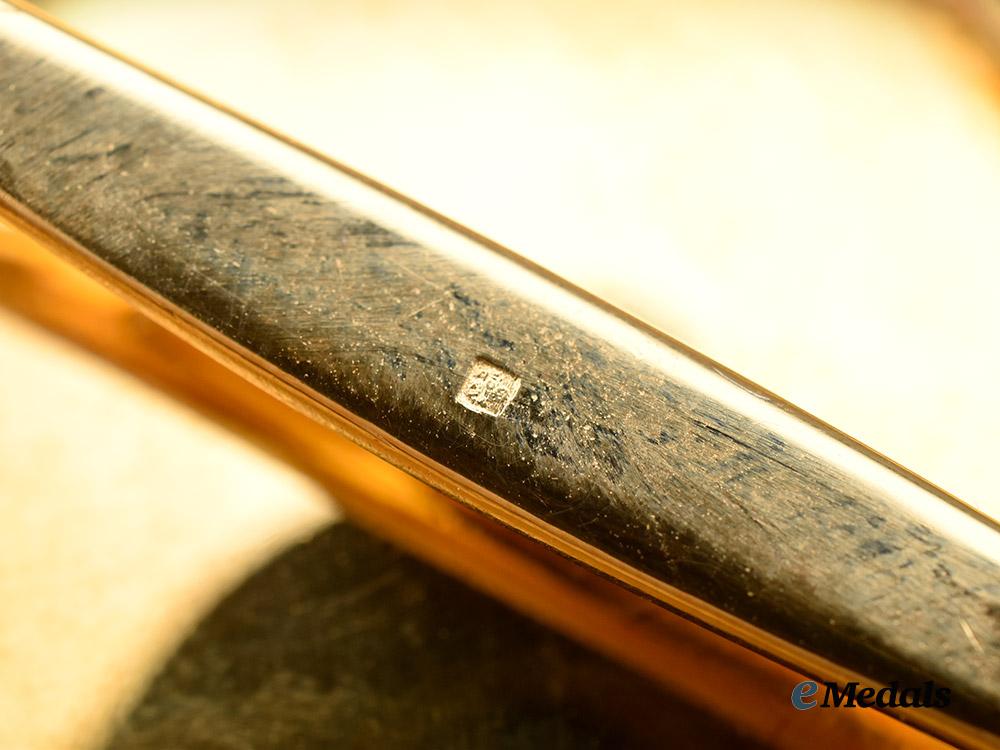 benin,_republic._a_national_order_of_benin,_grand_cross_star,_c.1990,_by_bertrand___m_n_c4067