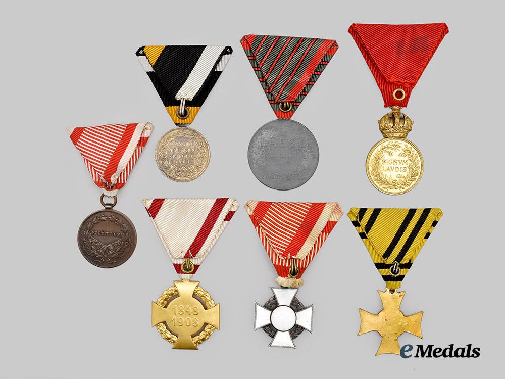 austria,_imperial._a_lot_of_seven_medals_and_decorations___m_n_c4105