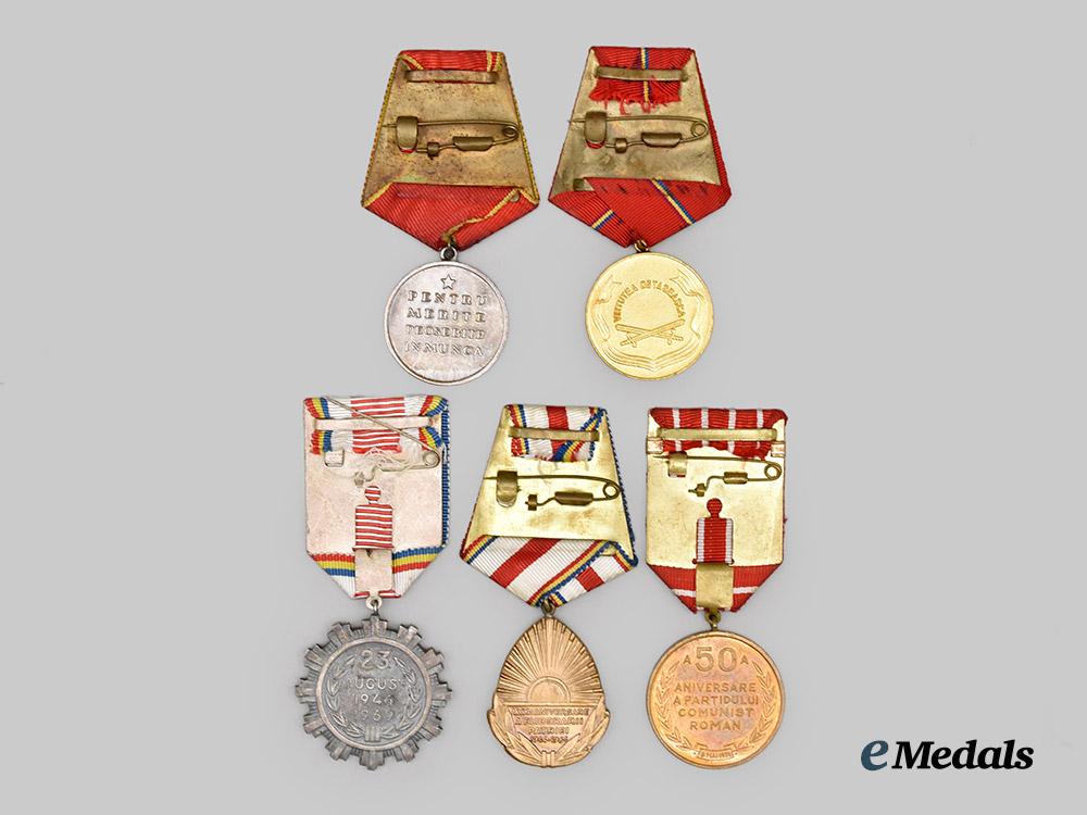 five_romanian_socialist_medals_and_awards___m_n_c4128