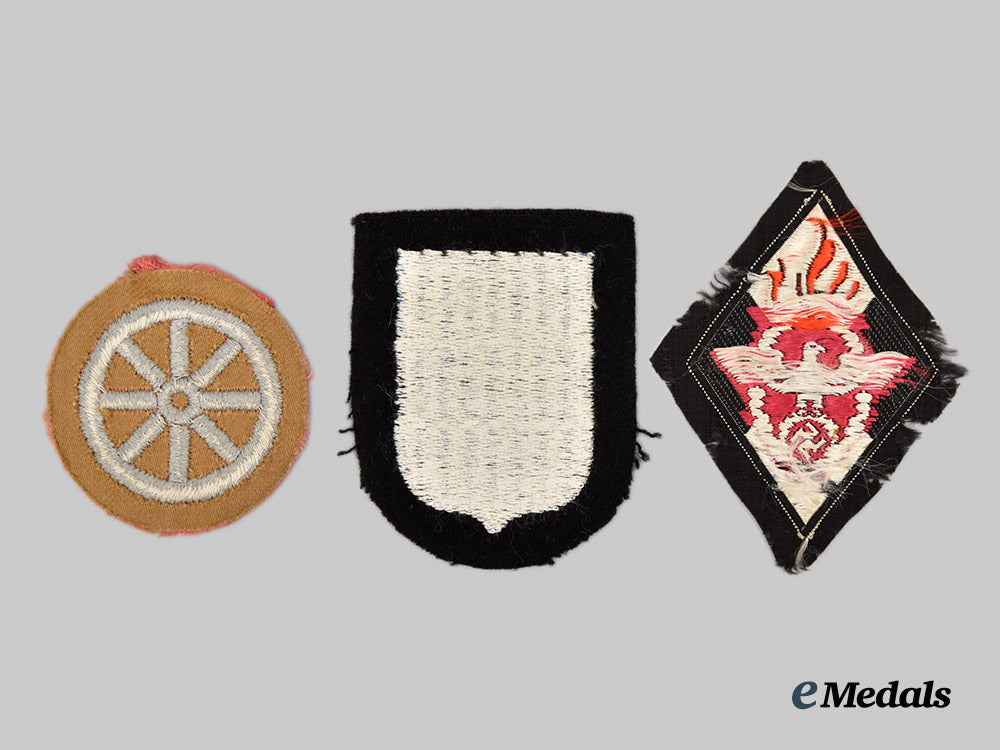 germany,_third_reich._a_lot_of_uniform_insignia___m_n_c4136