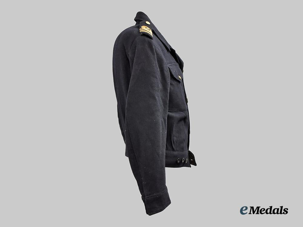 united_kingdom._the_royal_navy_reserve_blue_serge_dress_uniform_of_d_s_m_recipient_lieutenant_horace_d._h._osborne___m_n_c4188