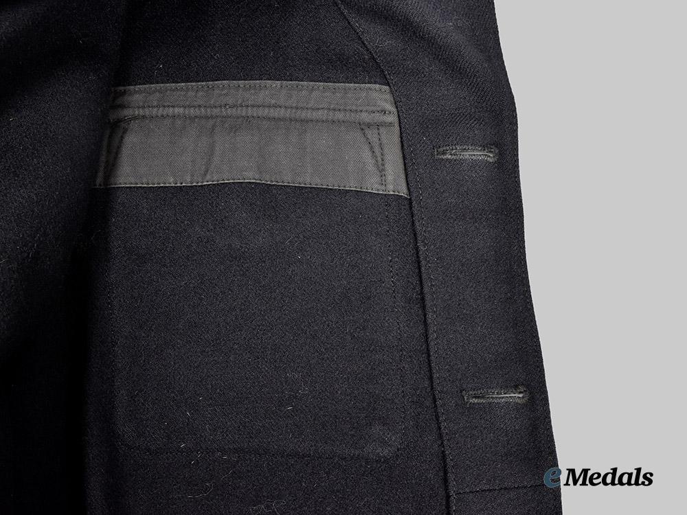 united_kingdom._the_royal_navy_reserve_blue_serge_dress_uniform_of_d_s_m_recipient_lieutenant_horace_d._h._osborne___m_n_c4200