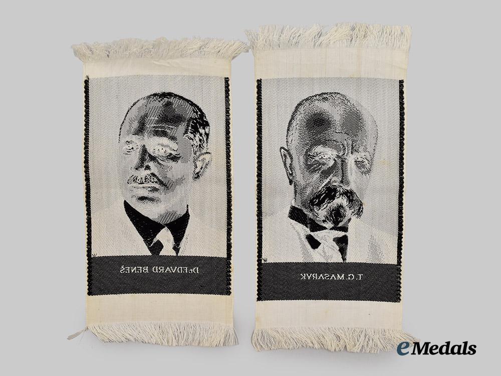 czechoslovakia,_first_republic._a_lot_of_cloth_patriotica___m_n_c4238