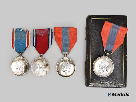 united_kingdom._a_lot_of_four_service_and_commemorative_medals_and_awards___m_n_c4238