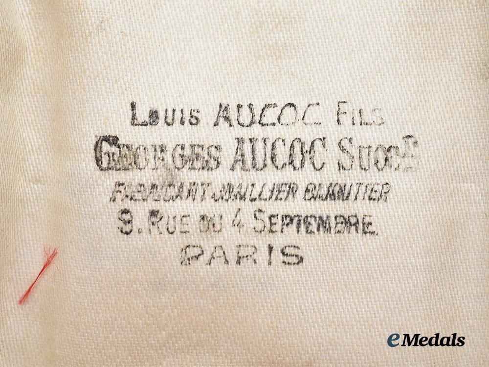 france,_third_republic._an_order_of_the_legion_of_honour_in_gold,_fourth_class_officer,_c.1915___m_n_c4279