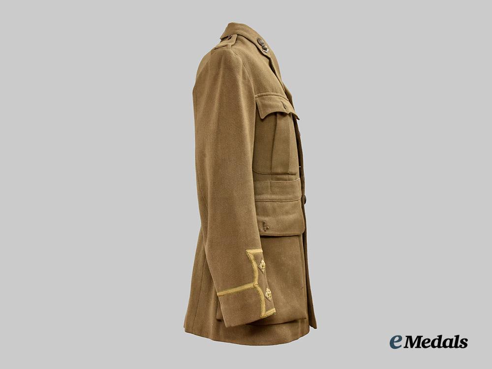 canada,_c_e_f._a_royal_canadian_artillery_officers_tunic,_c.1918___m_n_c4457
