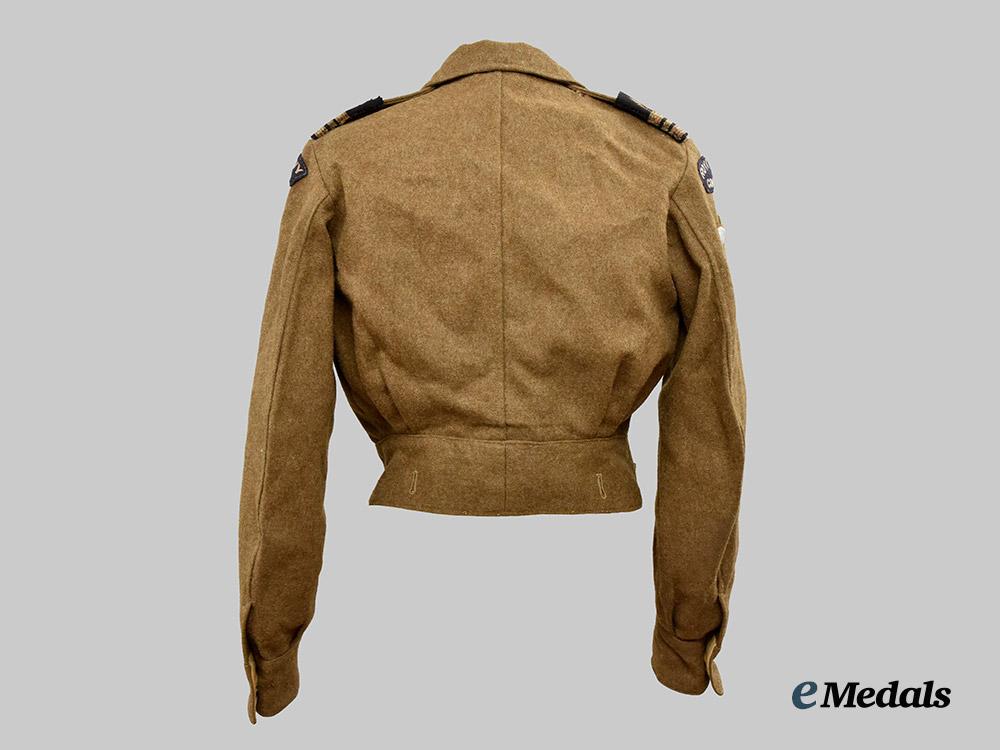 united_kingdom._a_battledress_to_a_decorated_lieutenant_commander_of_the_royal_navy_commandos___m_n_c4523