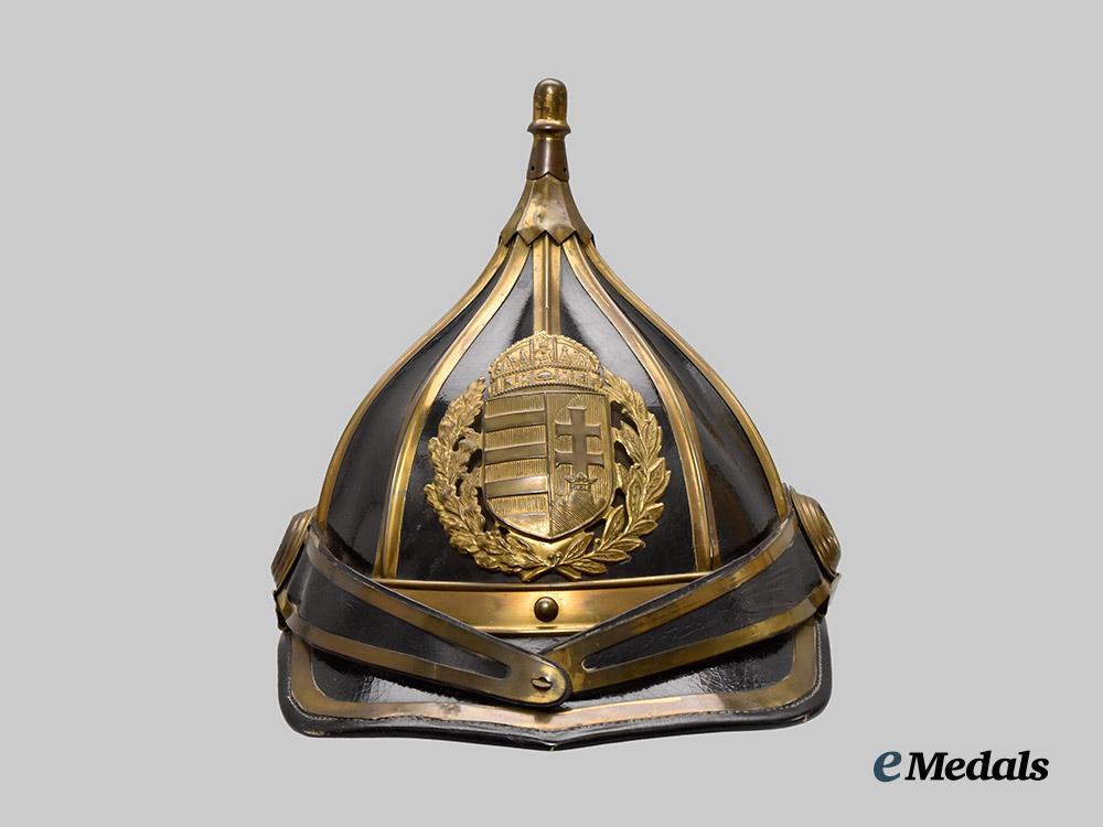 hungary,_kingdom._a_royal_hungarian_police_officer's_helmet,_c.1910___m_n_c4540-_recovered