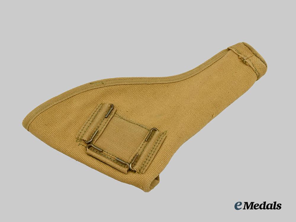 canada,_commonwealth._three_second_war_canadian_army_field_items___m_n_c4541