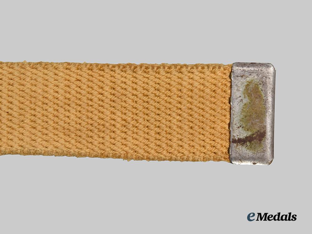 canada,_commonwealth._three_second_war_canadian_army_field_items___m_n_c4553