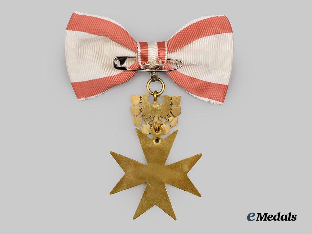 austria,_republic._a_decoration_of_honour_for_services_to_the_republic_of_austria,_gold_cross_honour___m_n_c4640