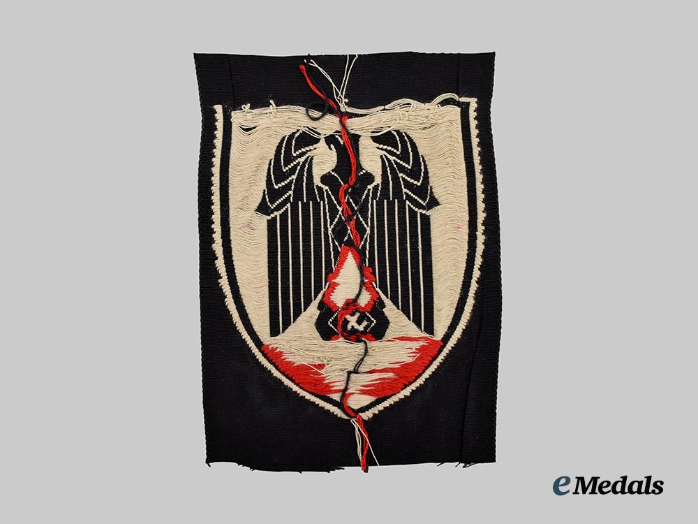 germany,_h_j._a_mint_standard_bearer’s_sleeve_insignia___m_n_c4648