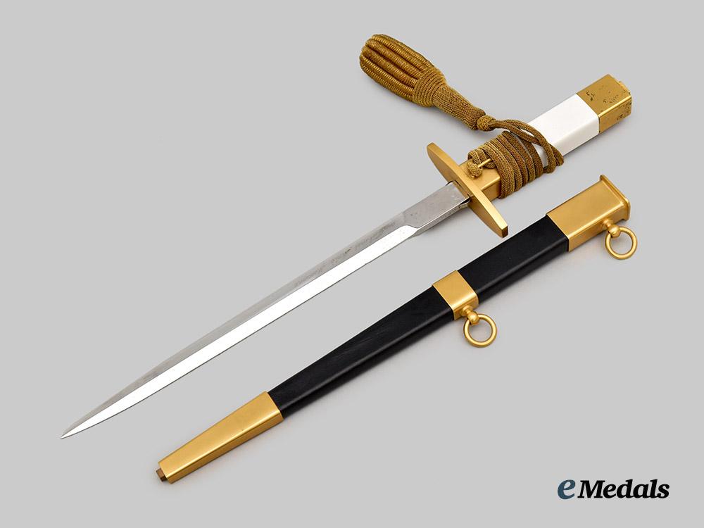 france,_republic._an_air_force_dagger,_named_to_colonel_arié_maxime,_air_force_reserve1984___m_n_c4682