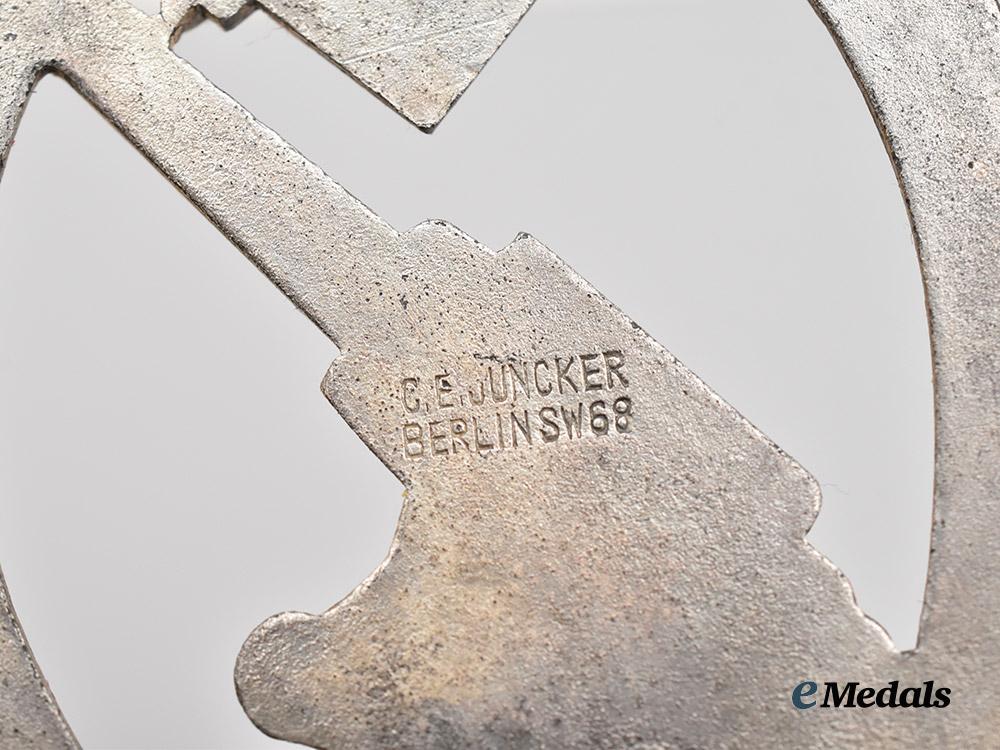 germany,_heer._a_rare_flak_badge,_by_c._e._juncker___m_n_c4705