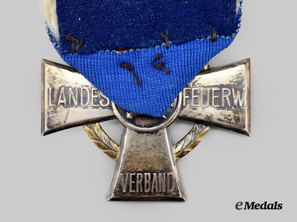 germany,_weimar_republic._a_württemberg_state_fire_service_association_cross_of_merit,_with_case___m_n_c4714