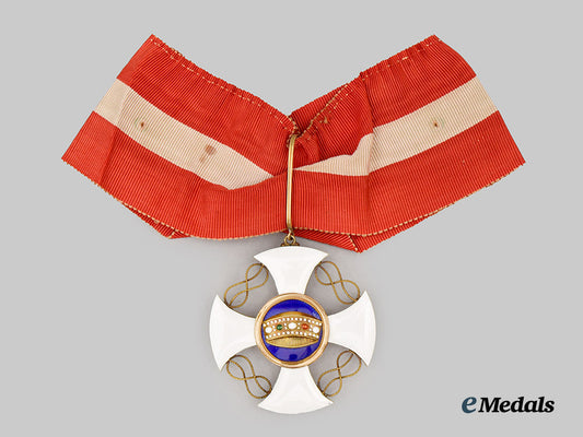 italy,_kingdom._an_order_of_the_crown_of_italy_in_gold,_commander_cross,_c.1900___m_n_c4773