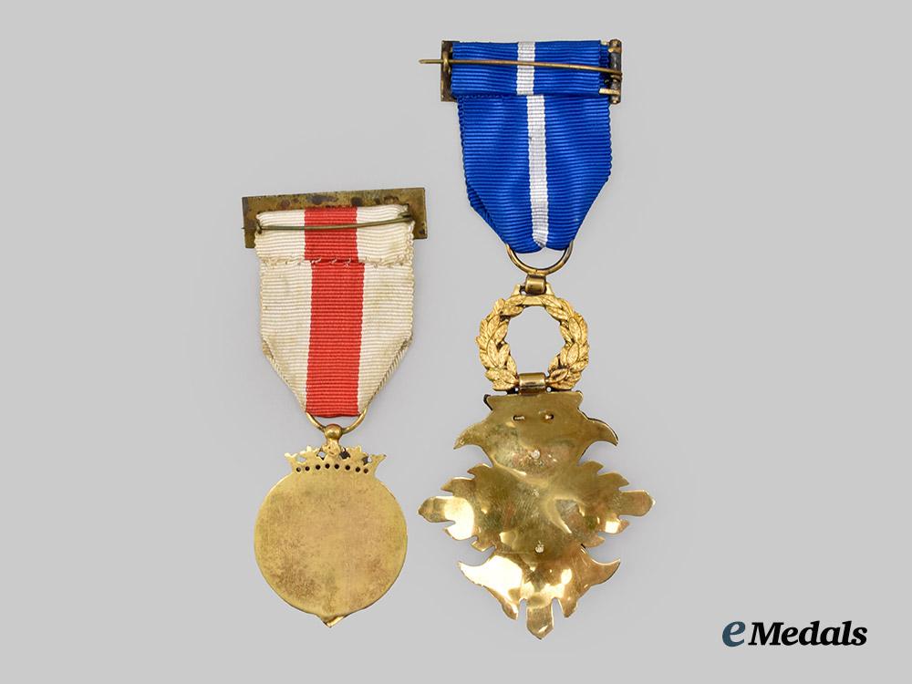 spain,_spanish_state._an_order_of_civil_merit_and_an_order_of_the_red_cross___m_n_c4775