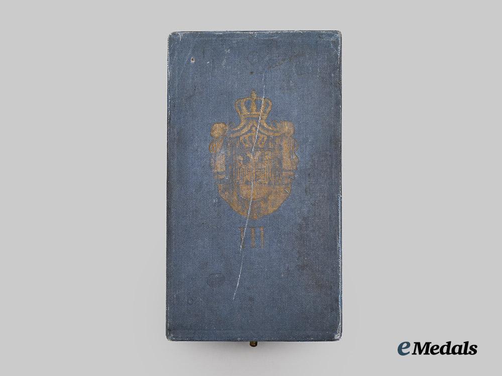 serbia,_kingdom._an_order_of_st._sava,_i_i_i_class_in_case_by_bertrand,_c.1916___m_n_c4855
