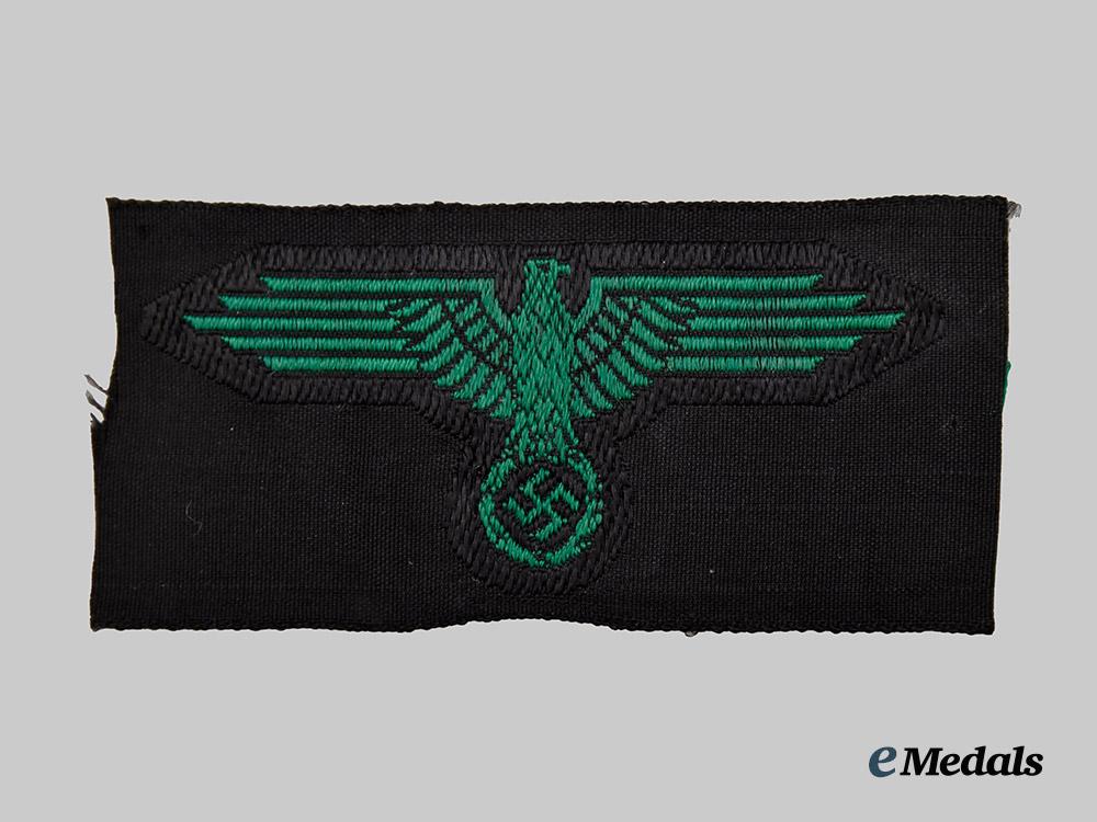 germany,_s_s._a_rare_and_mint_set_of_waffen-_s_s_camouflage_field_cap_insignia___m_n_c4891