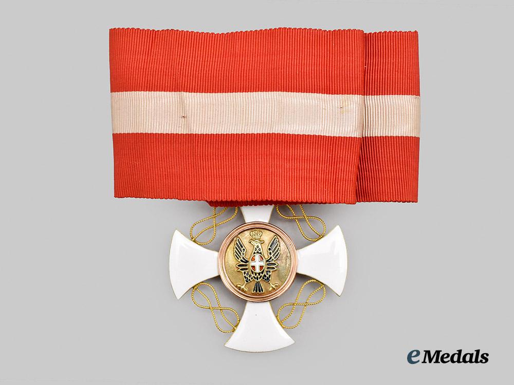 italy,_kingdom._an_order_of_the_crown,_commander_in_gold_by_cravanzola,_c.1900___m_n_c4892