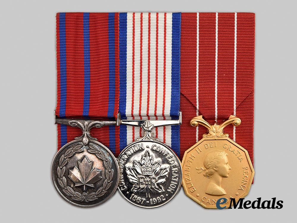 canada,_commonwealth._a_medal_of_bravery_to_mr._duncan_bradley_mc_intyre(_nova_scotia_highlanders)___m_n_c4915