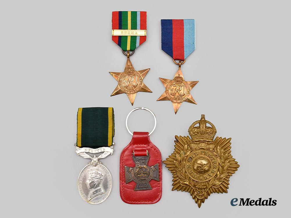 united_kingdom._a_lot_of_british_medals_and_militaria___m_n_c4997