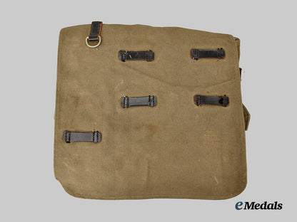 germany,_wehrmacht._a_mixed_lot_of_field_bags___m_n_c5008